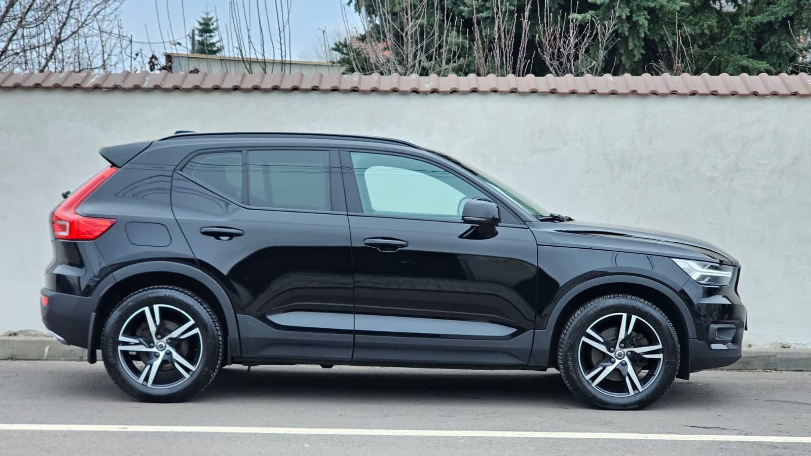 foto Volvo XC40 R-Design AWD 4x4