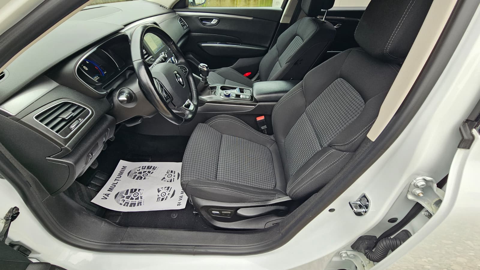 foto Renault Talisman Intens