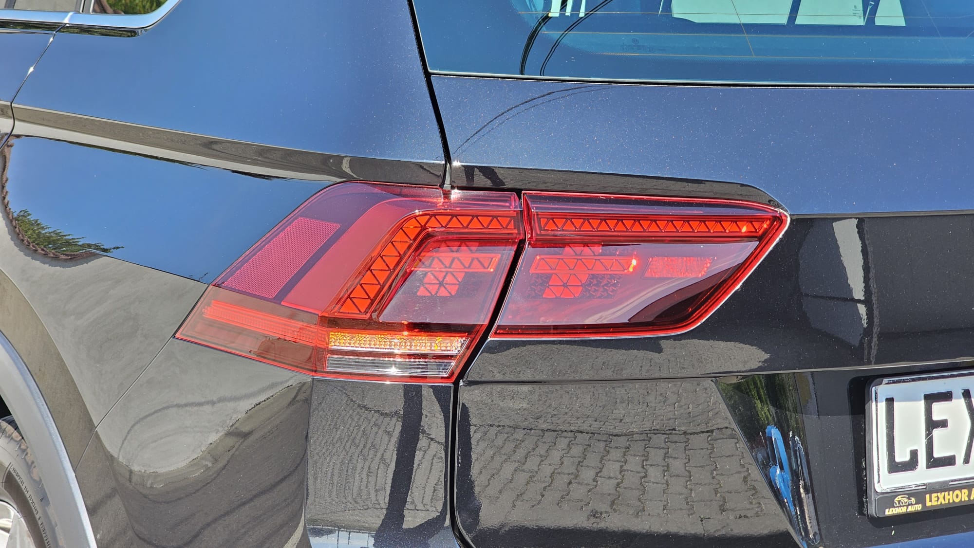 foto Volkswagen Tiguan R-Line