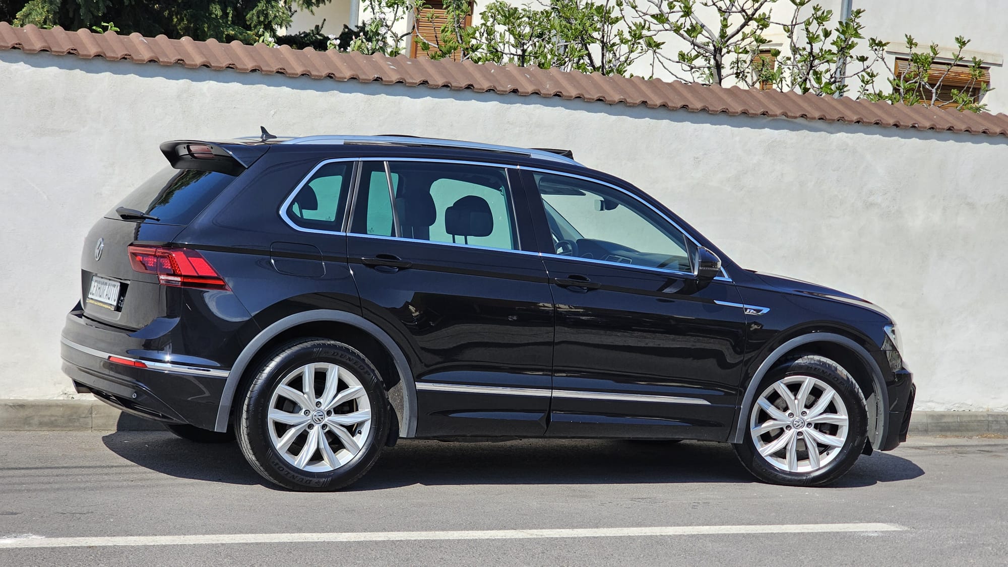 foto Volkswagen Tiguan R-Line