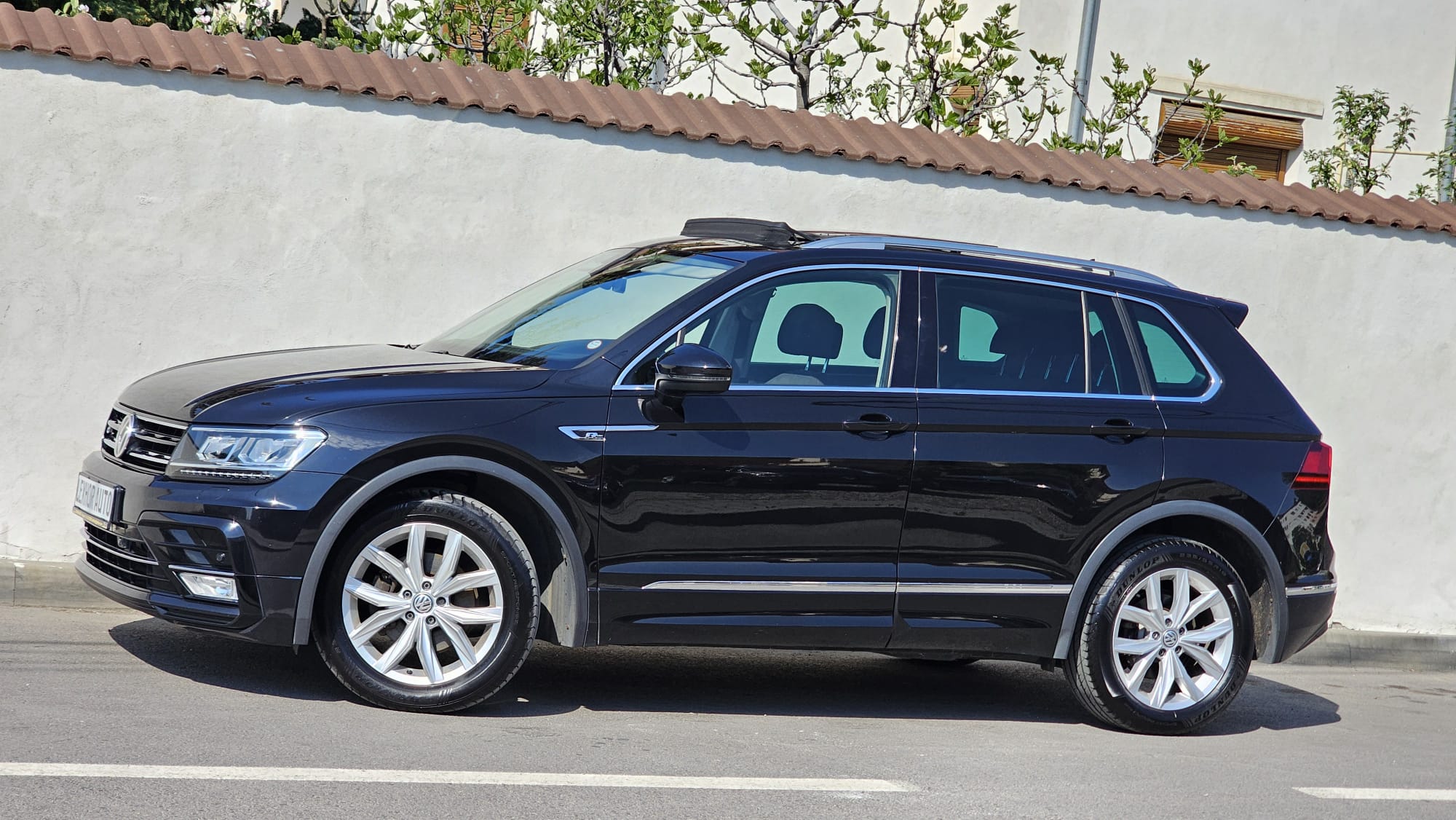 foto Volkswagen Tiguan R-Line