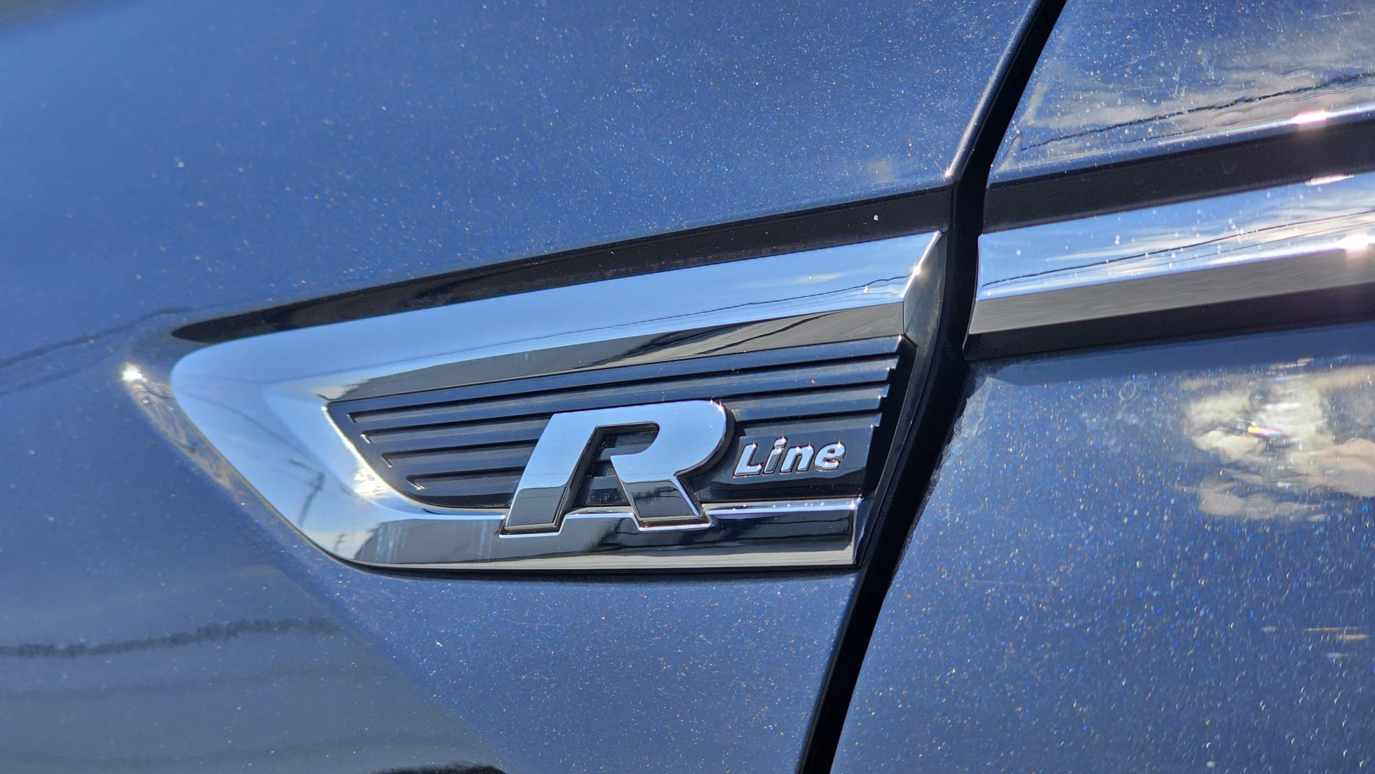 foto Volkswagen Tiguan R-Line
