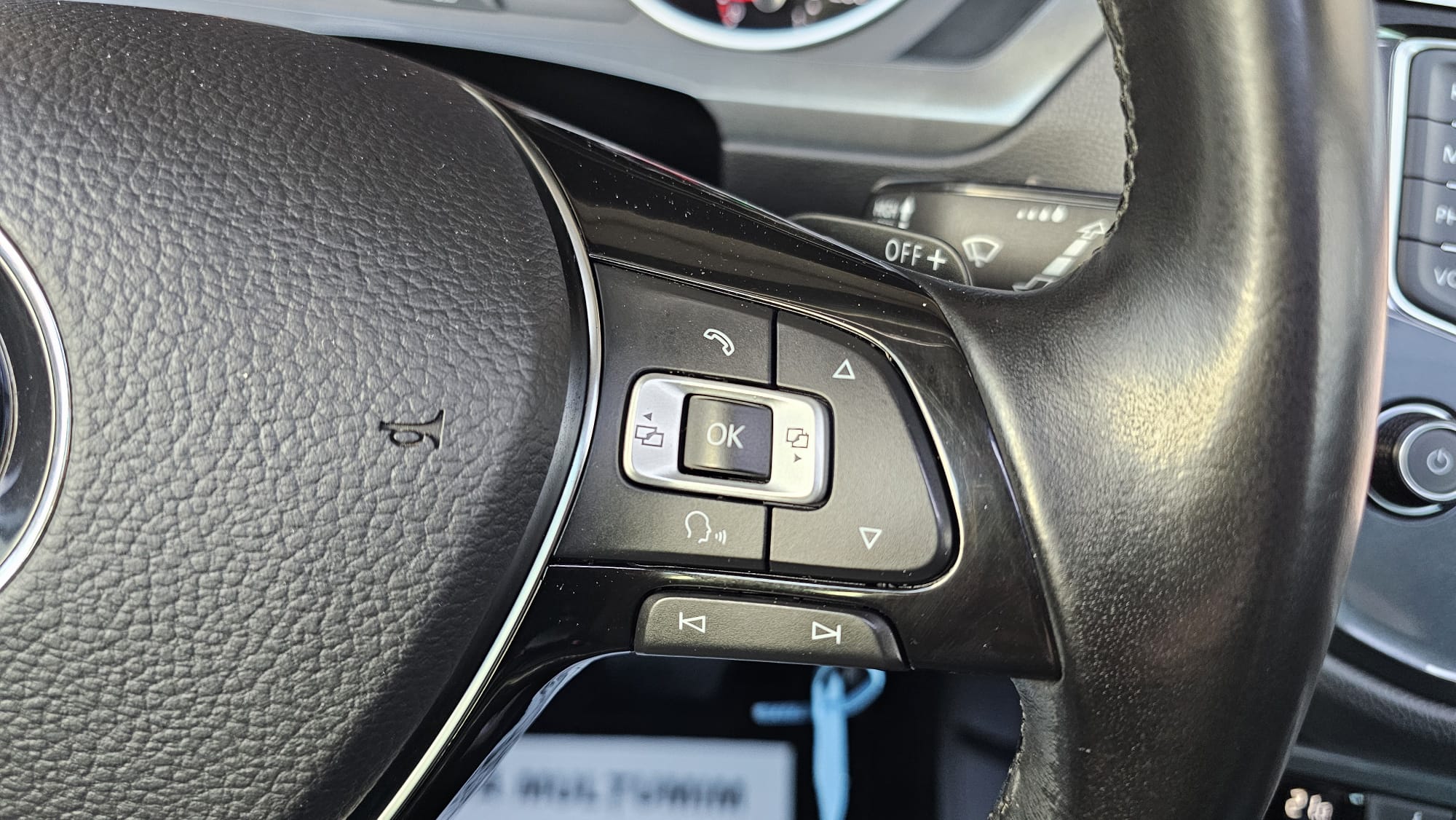 foto Volkswagen Tiguan R-Line