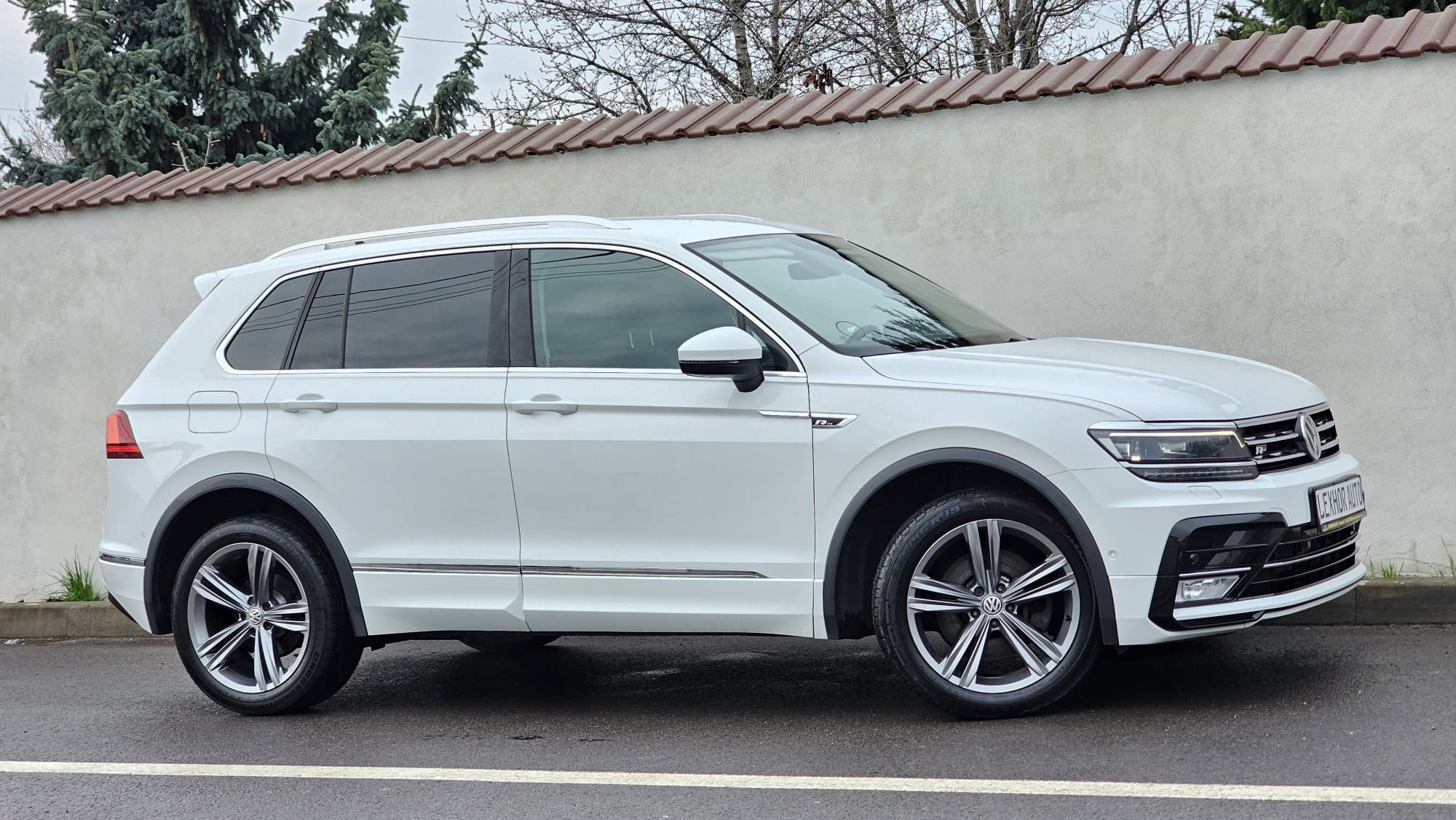 Volkswagen Tiguan R-line 4x4 second hand Focșani
