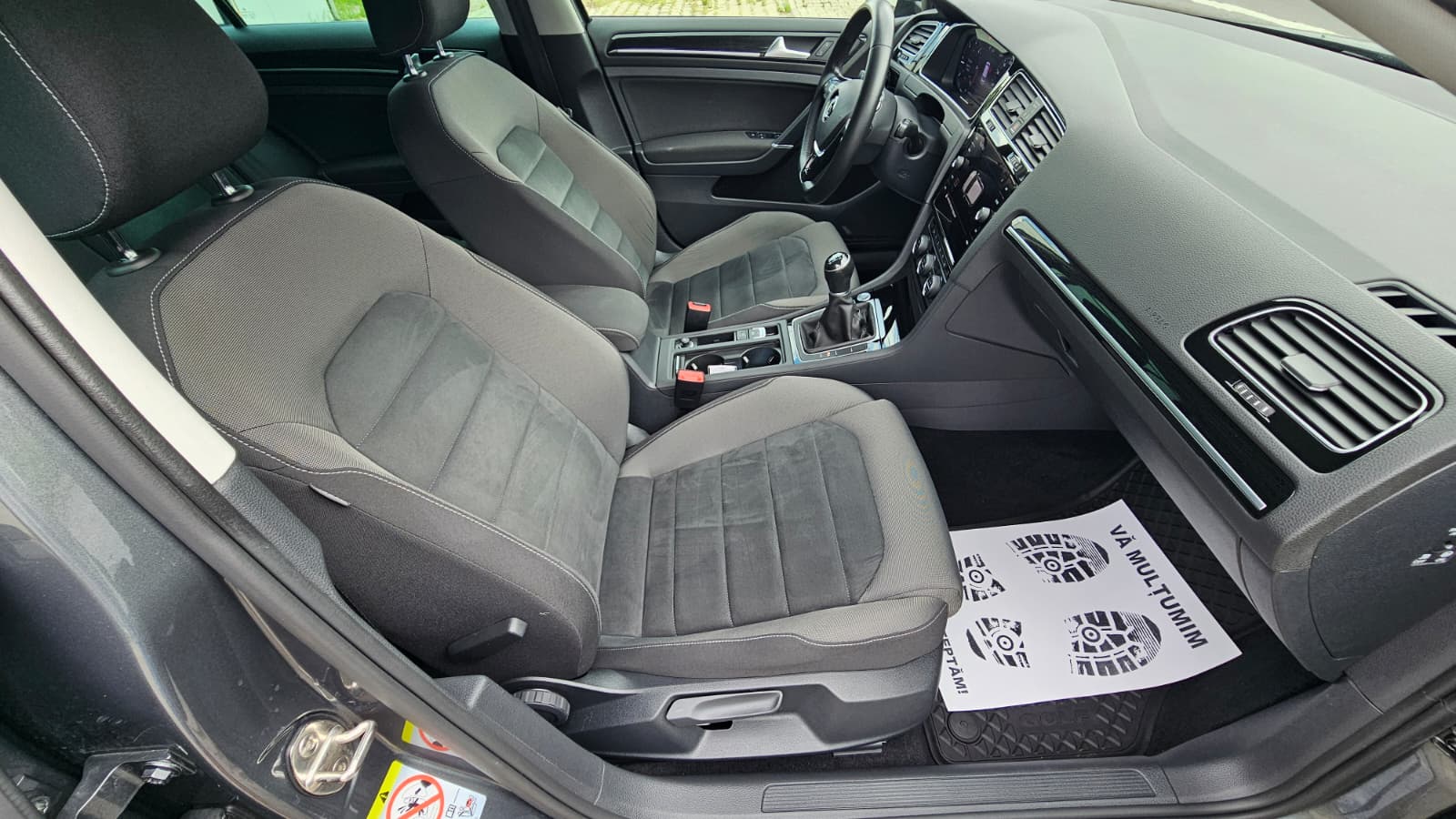 foto Volkswagen Golf 7.5 Highline