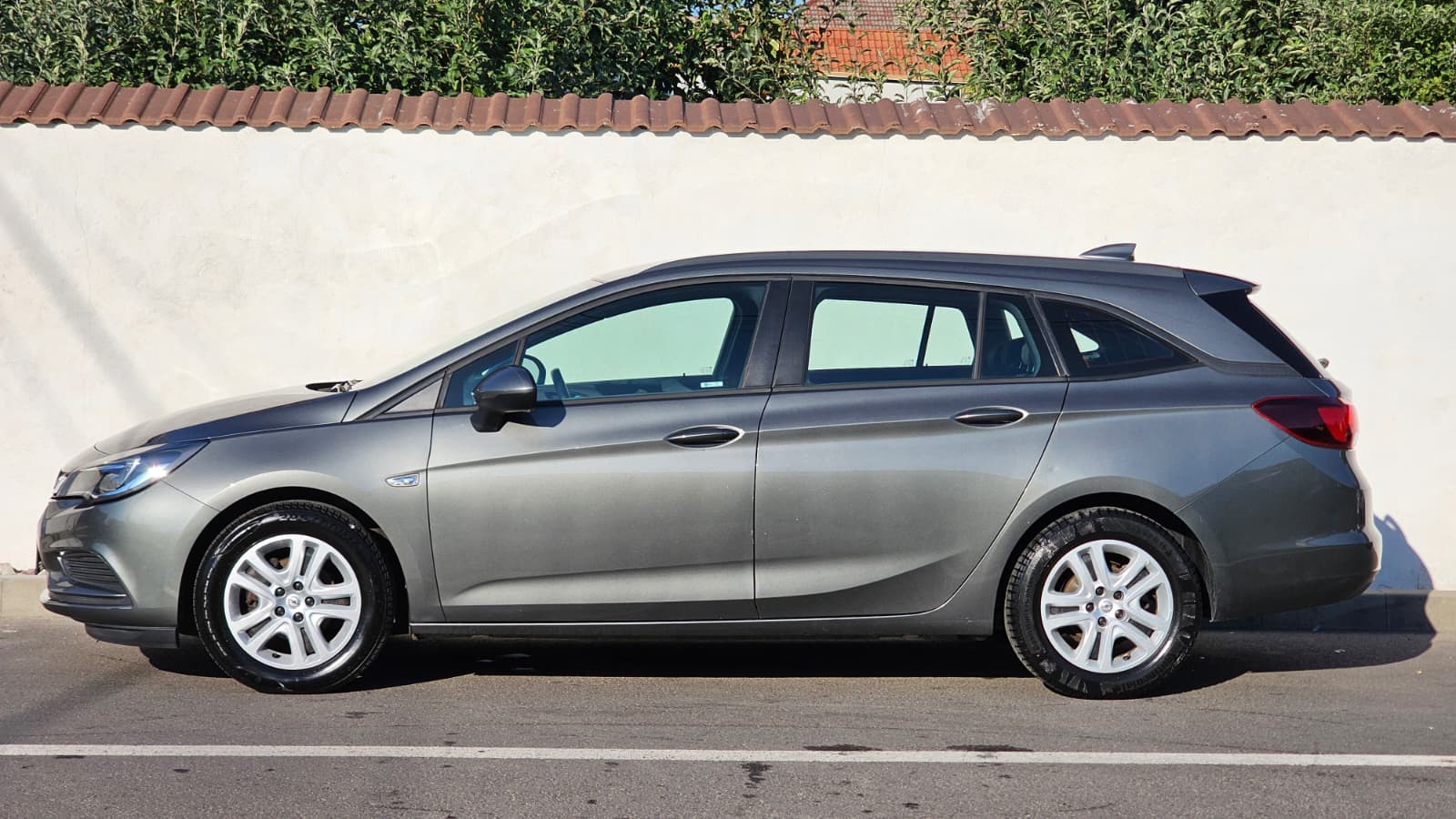 foto OPEL ASTRA