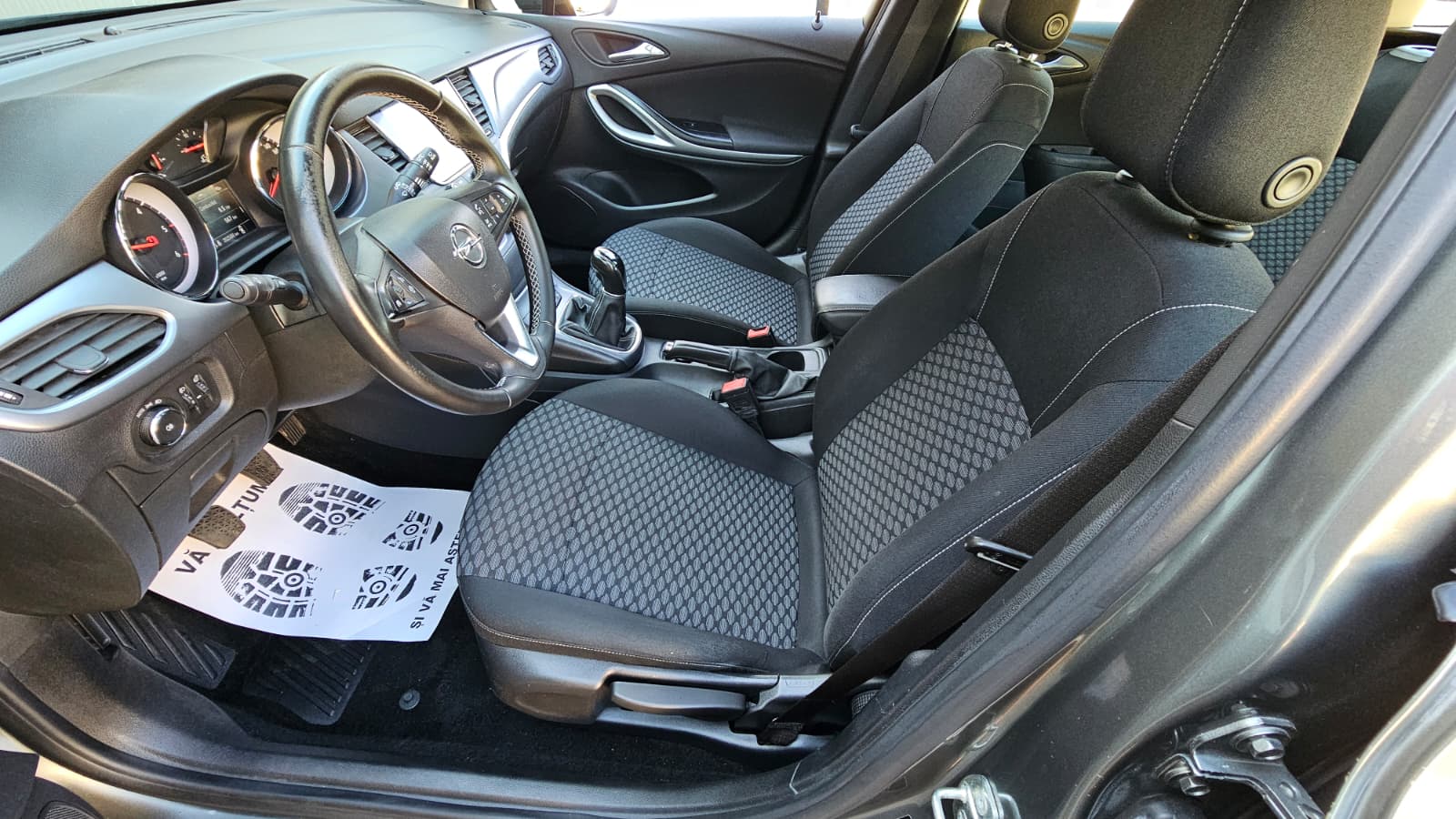 foto OPEL ASTRA