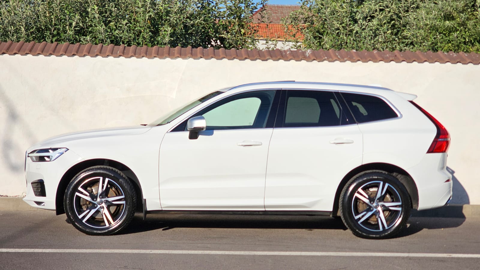 foto Volvo XC40 R-Design AWD 4x4