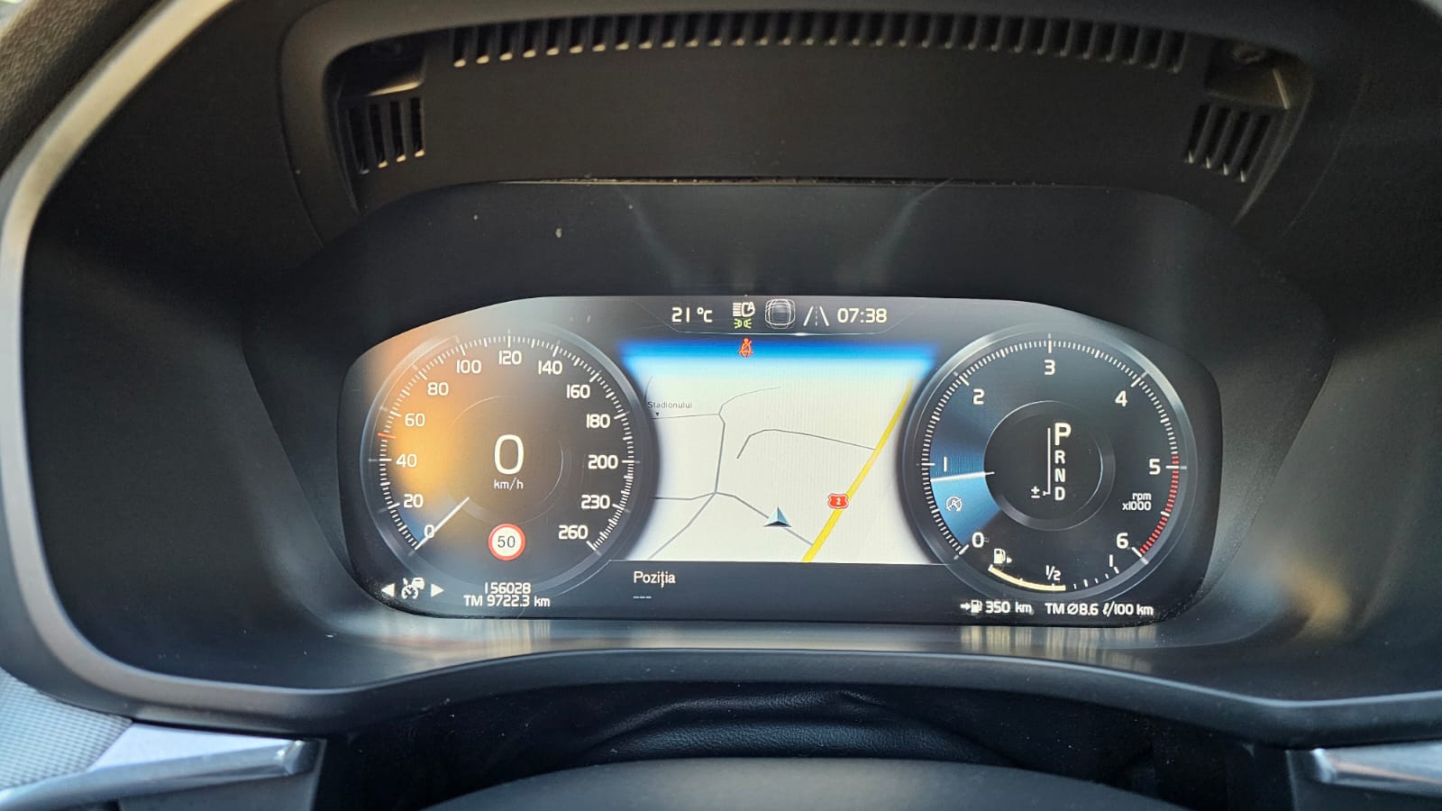 foto Volvo XC40 R-Design AWD 4x4