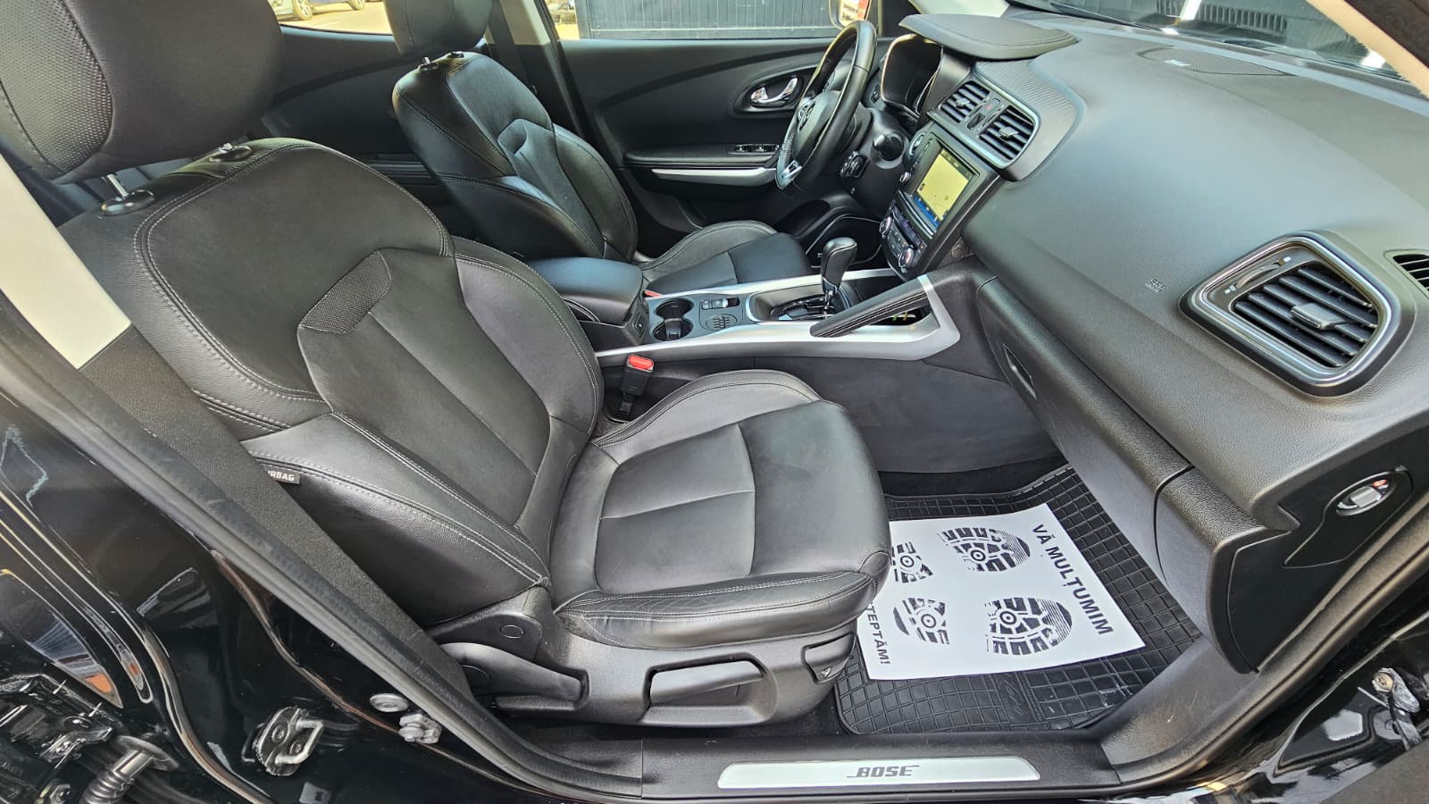foto Renault KADJAR BOSE