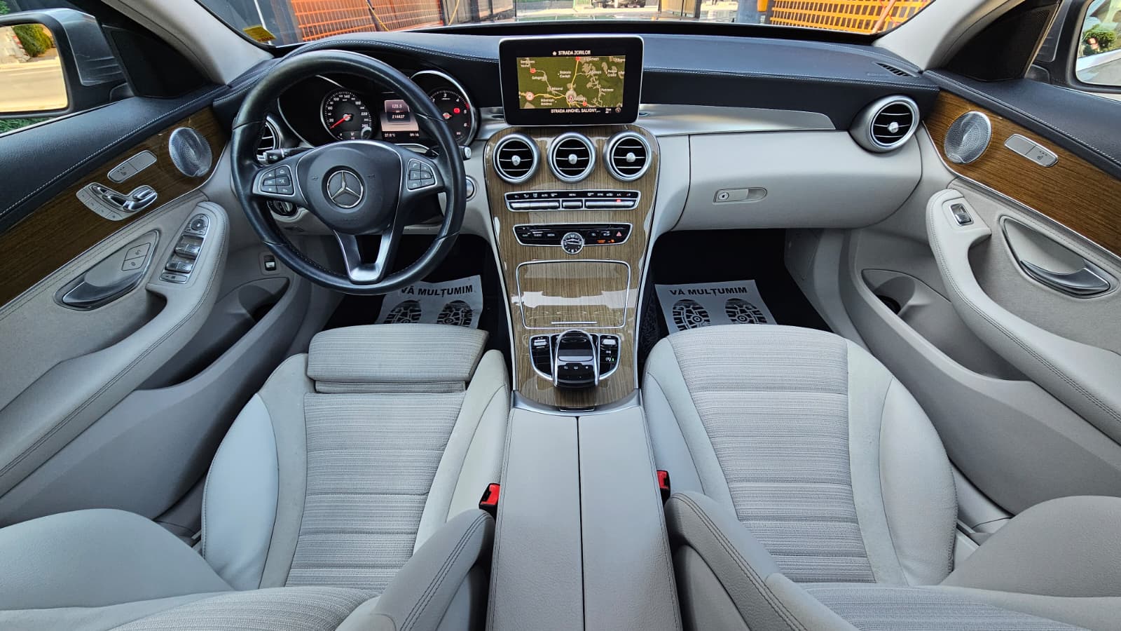 foto MERCEDES C220d AMG PACK