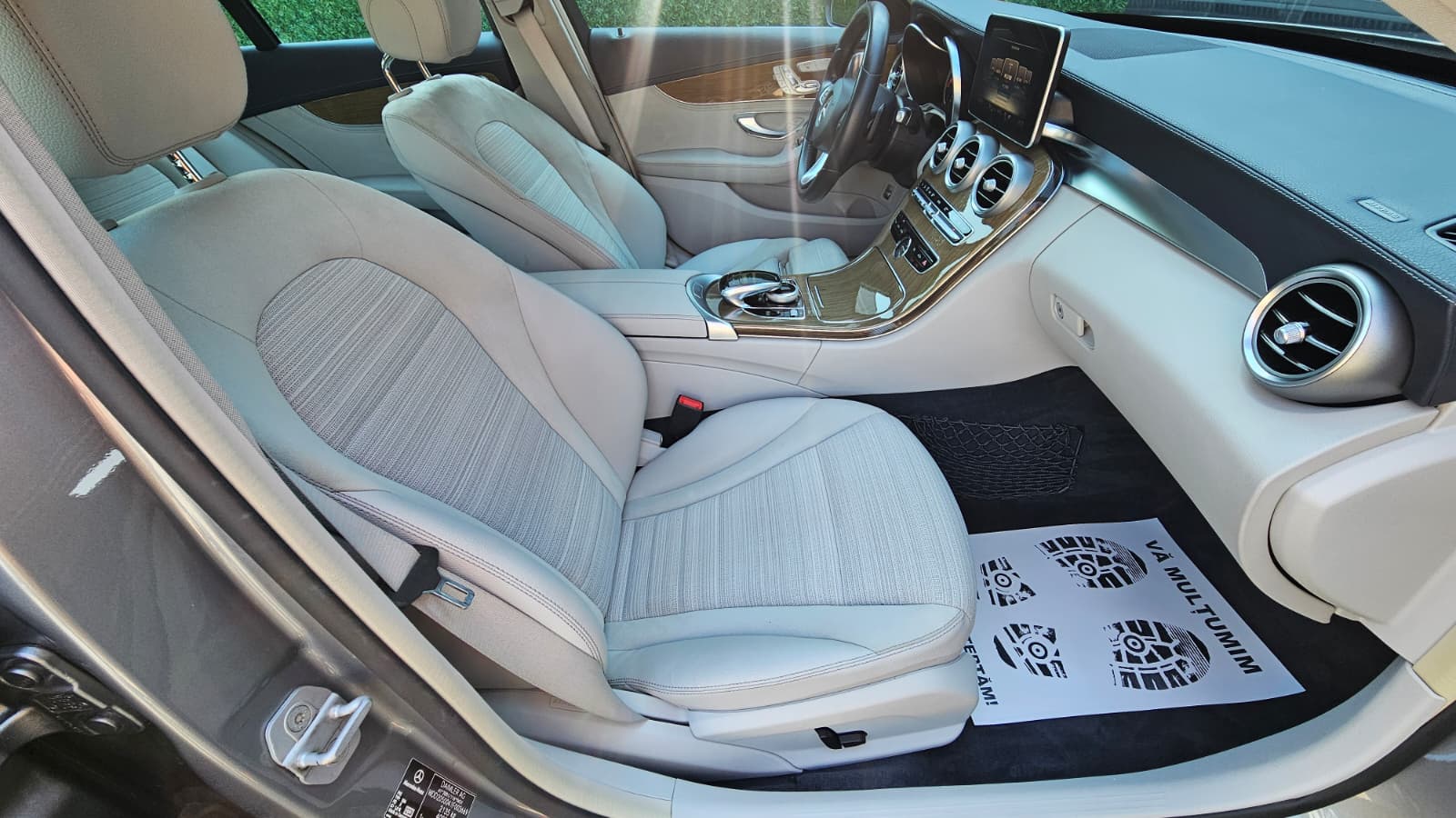 foto MERCEDES C220d AMG PACK