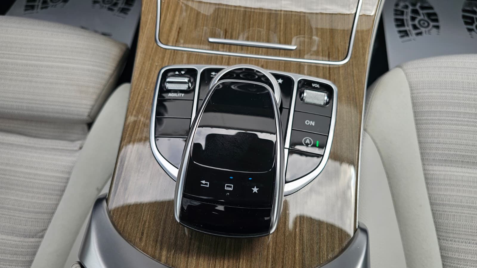 foto MERCEDES C220d AMG PACK
