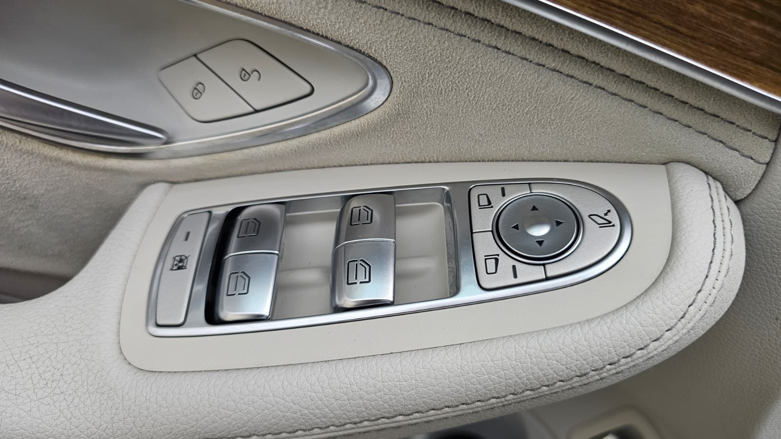foto MERCEDES C220d AMG PACK