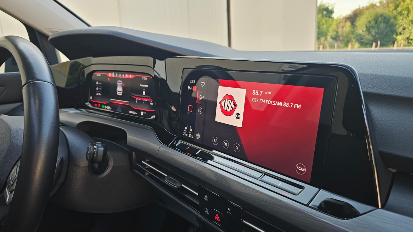 foto Volkswagen Golf 8