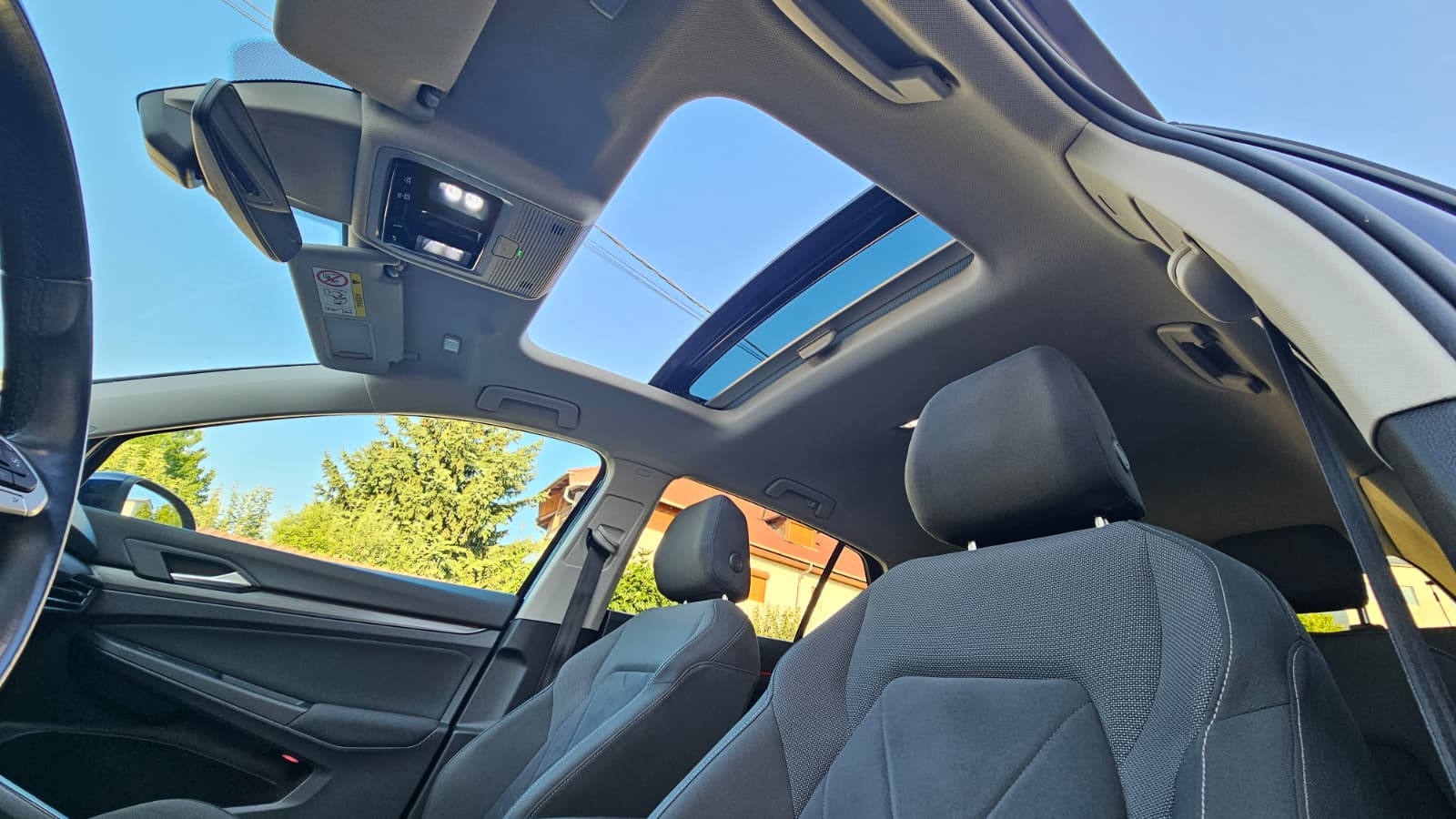 foto Volkswagen Golf 8