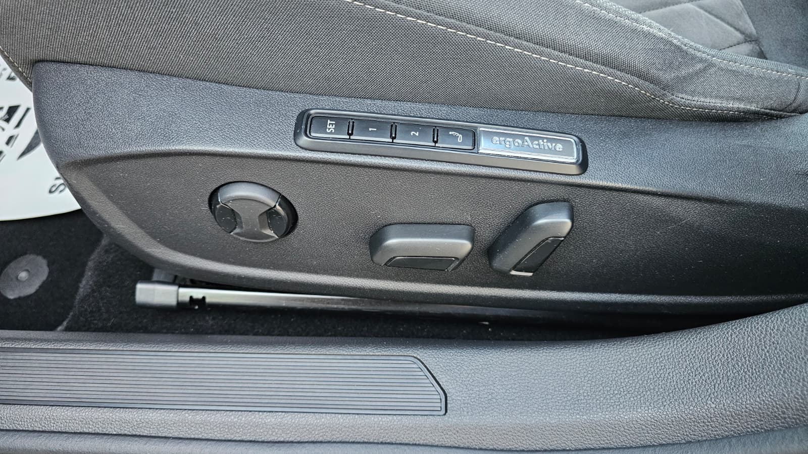foto Volkswagen Golf 8