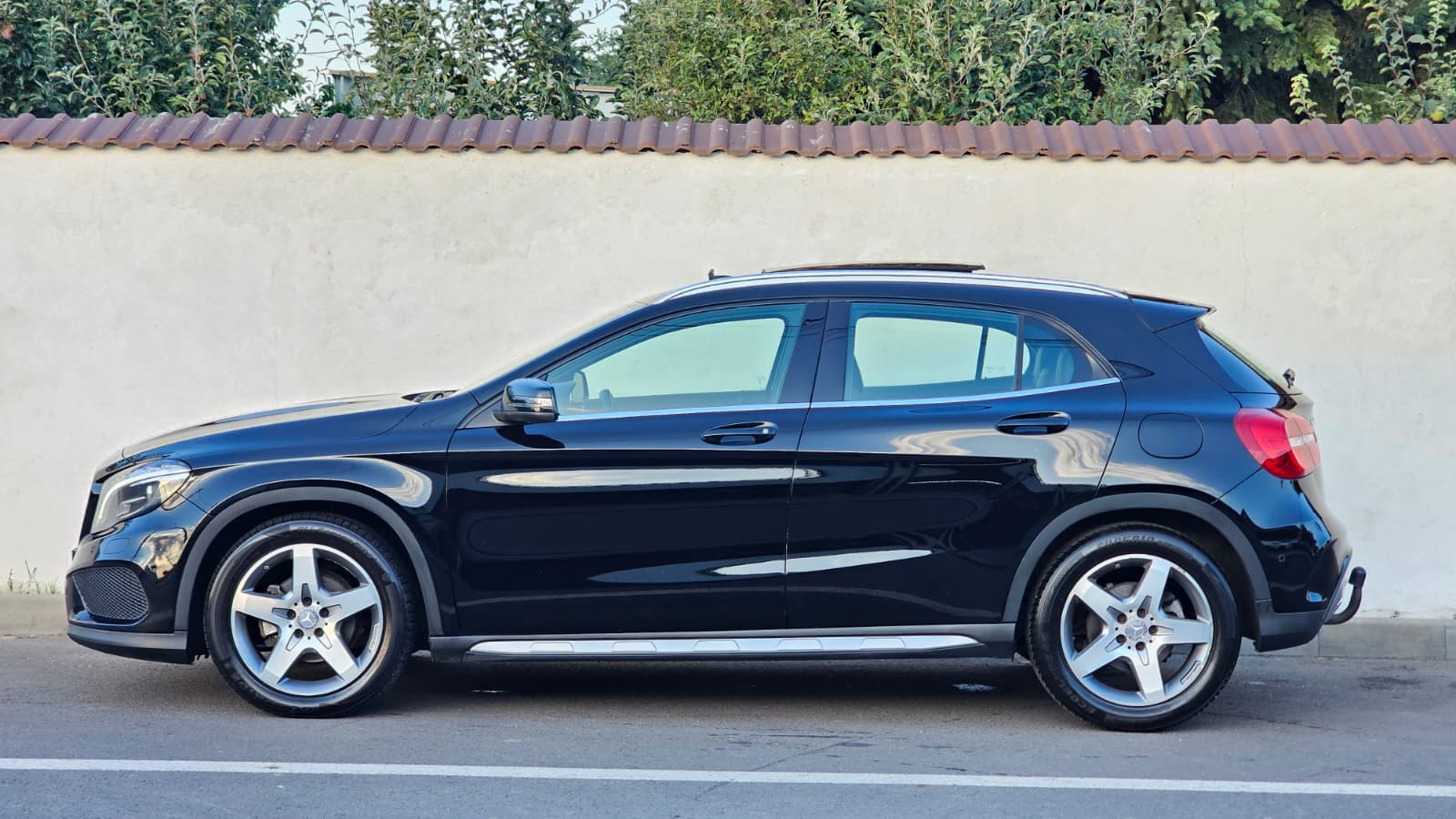 foto MERCEDES GLA